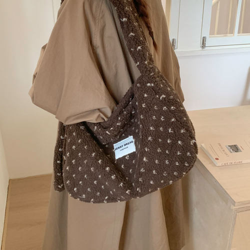 韩系波点羊羔毛包包女毛绒斜挎包