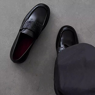 吸血鬼休闲鞋男女压花皮鞋一脚蹬乐福鞋潮款通勤复古德比鞋英伦风