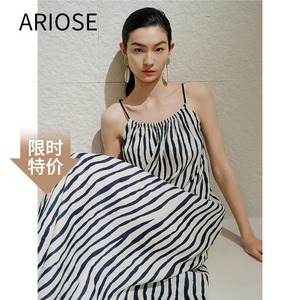 艾诺丝官方旗舰店2024夏新款休闲挂脖露背条纹显瘦吊带裙40439031