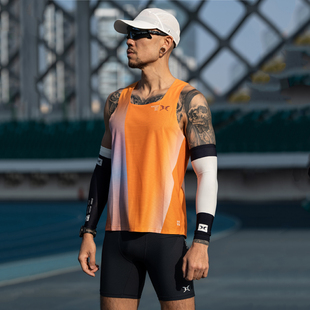 BODYWIT身体智慧逐光男专业马拉松速干背心跑步透气日常运动训练