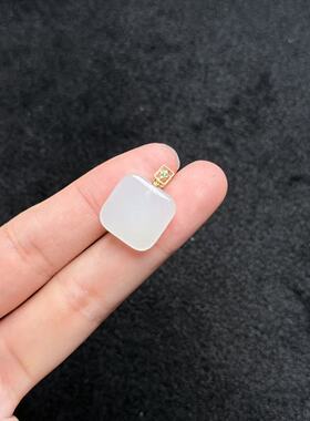 18k和田玉吊坠-约16×16×5mm- DY一 - 多样性发货-A3490