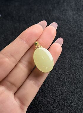 18K和田玉吊坠-约29×18×8mm-多样性发货-DY一-A5687