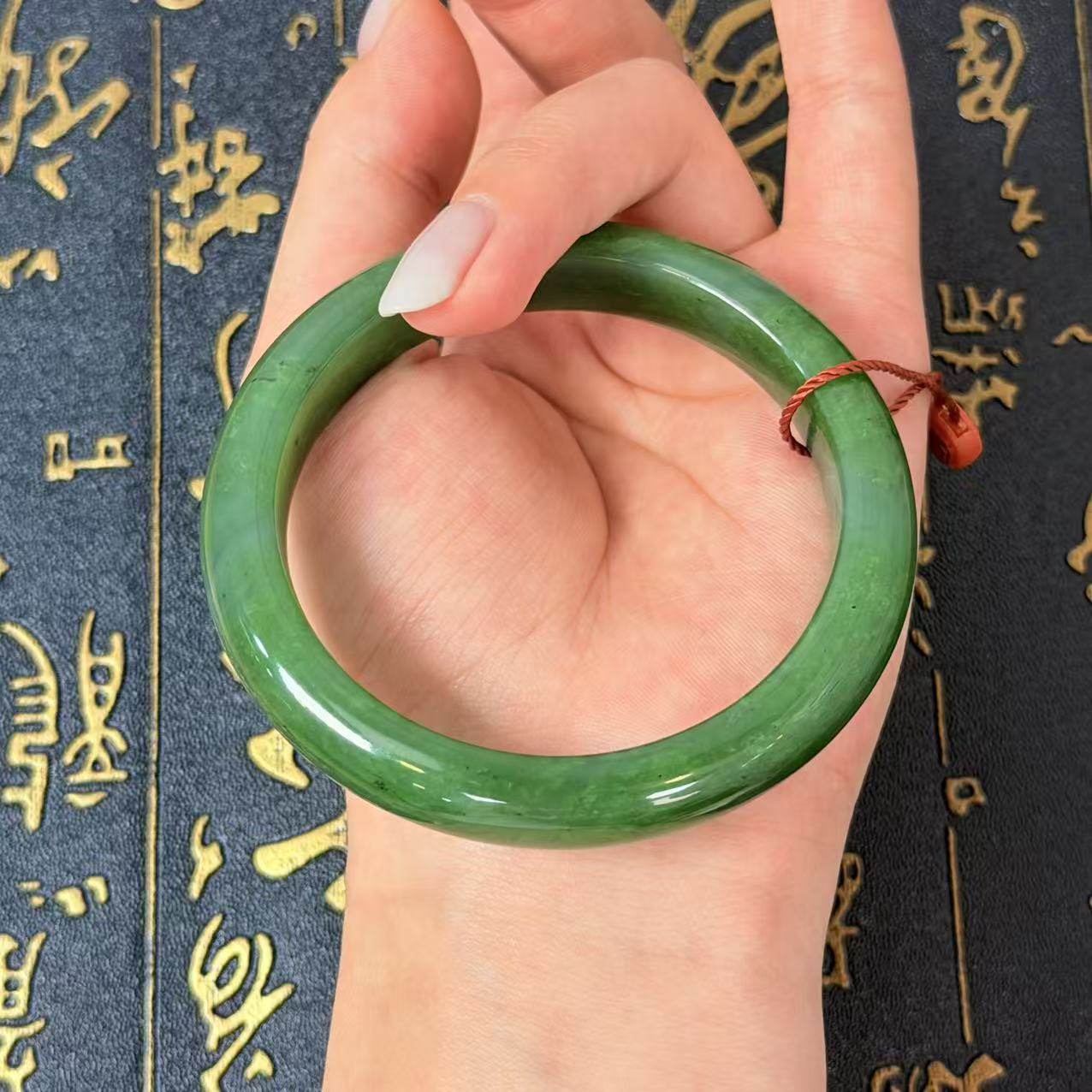 和田玉正圈手镯-DY一-多样性发货,珠宝/钻石/翡翠,其他,淘宝优惠券,粉丝福利购,淘宝优惠卷