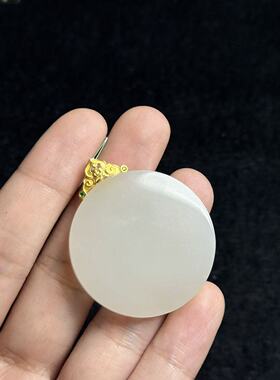 18K和田玉吊坠约41*35*6mm多样性发货- YSP金 B4113