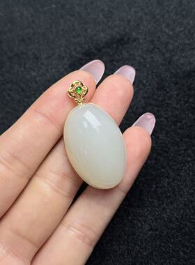 18K和田玉吊坠-约41×21×11mm-多样性发货-YSP金-A5277