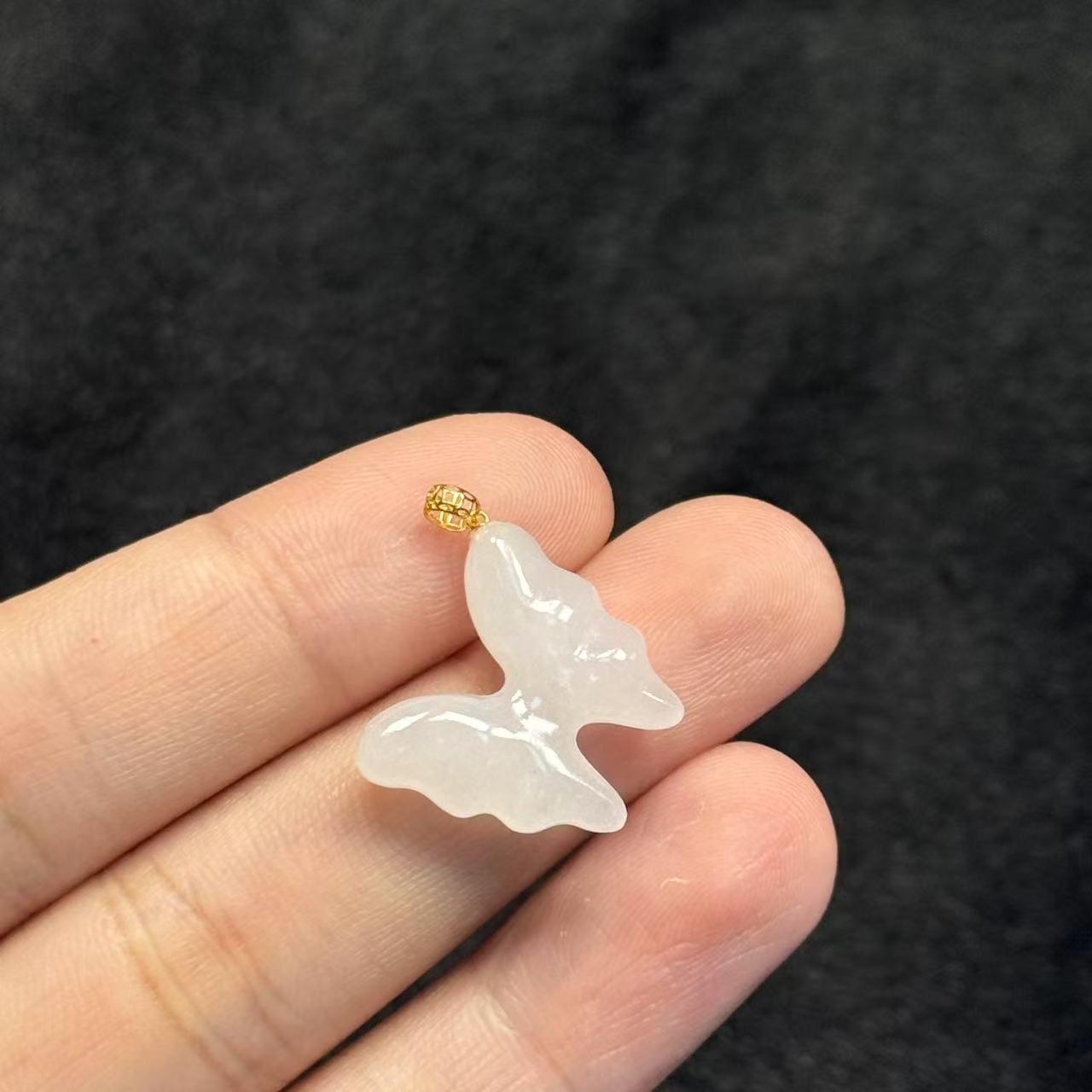 18K和田玉白玉蝴蝶吊坠-约15*17*5mm-多样性发货- Y欣 B402