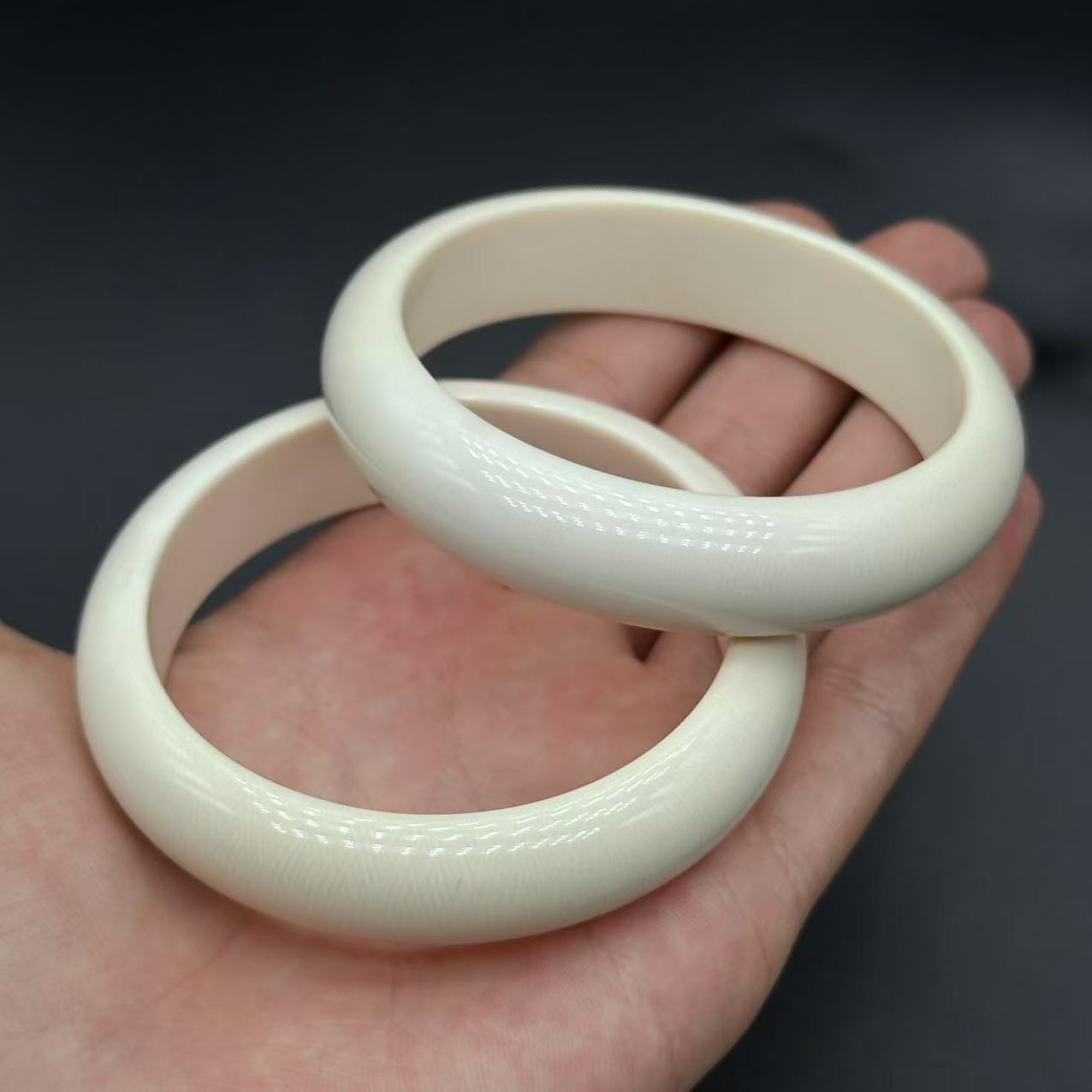 猛犸牙正圈手镯-约14mm-圈口56-63-多样性发货-YC东-Y833