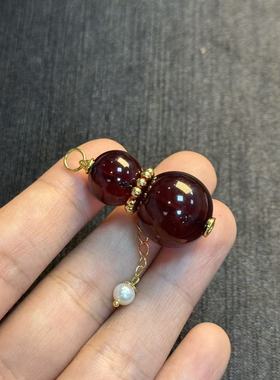 925琥珀葫芦吊坠-约17*32mm-多样性发货-R祥-B3463