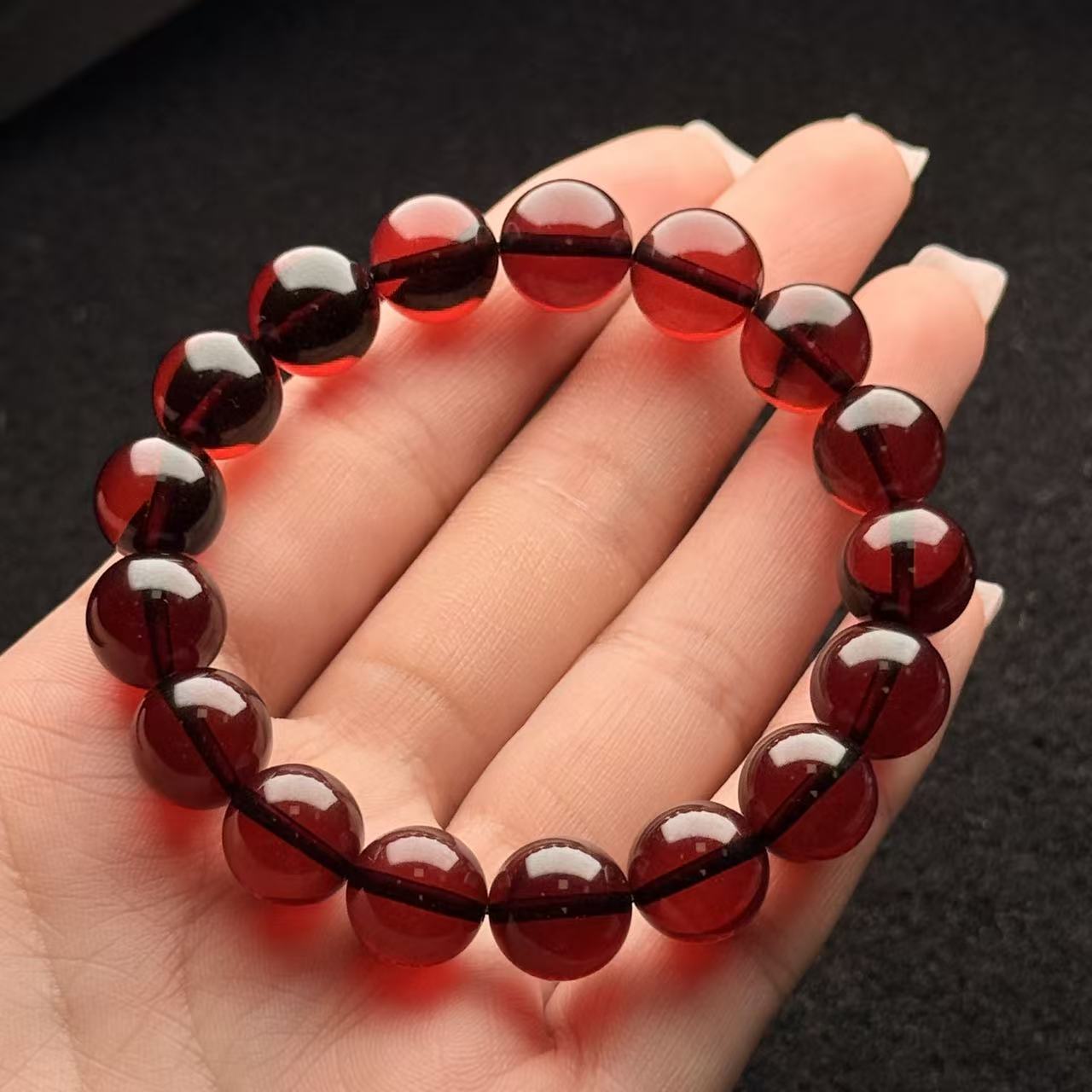 琥珀血珀手串-约11mm-多样性发货-B福-B6792