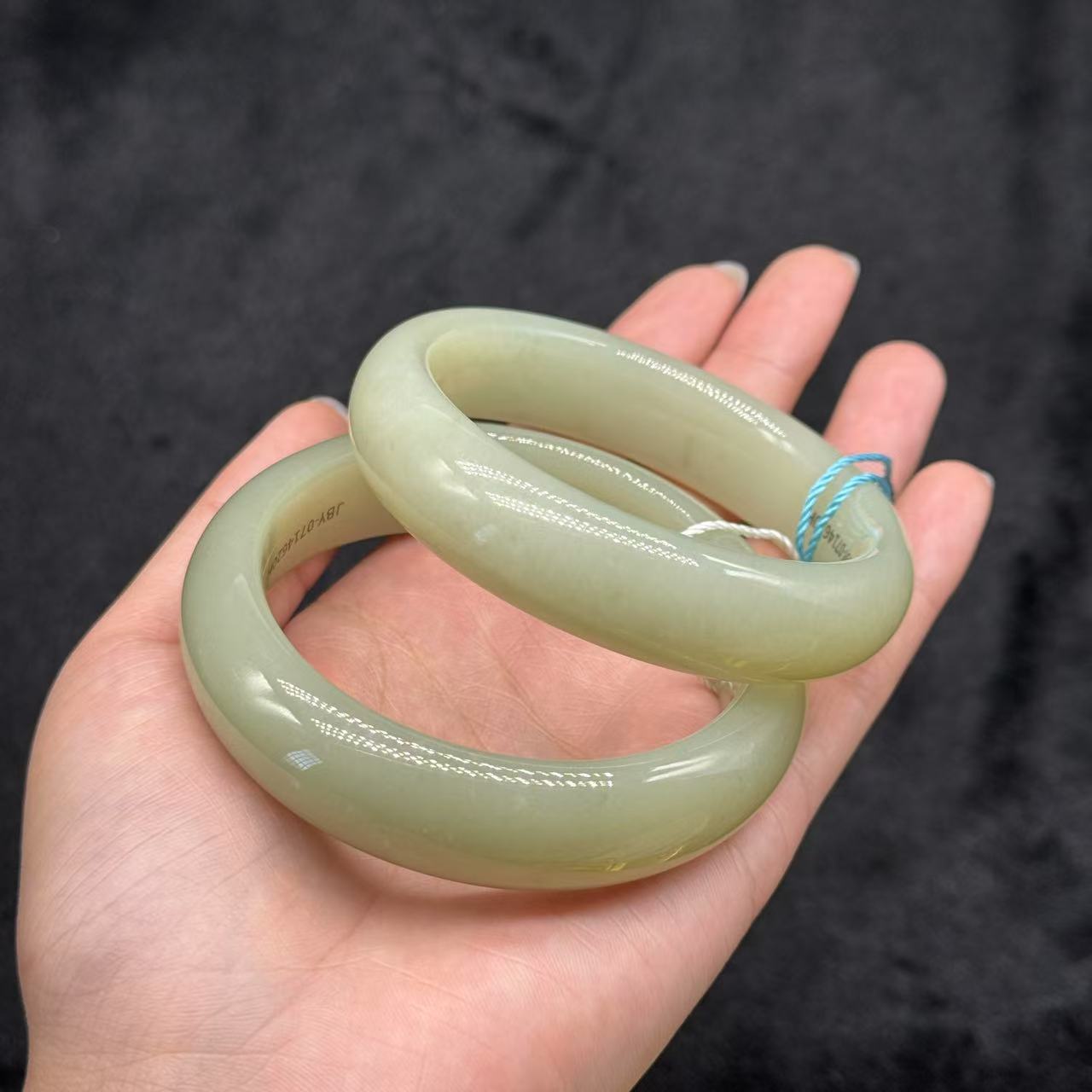 和田玉手镯-约15mm-多样性发货-BY晶-Y3247