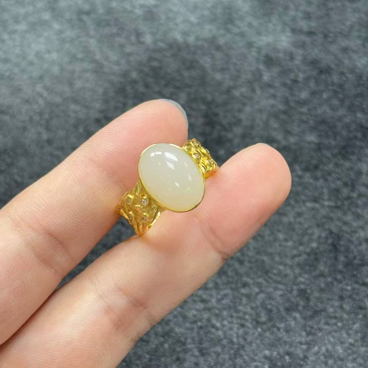 s925银和田玉戒指-约9*6mm-多样性发货-S晶B1082