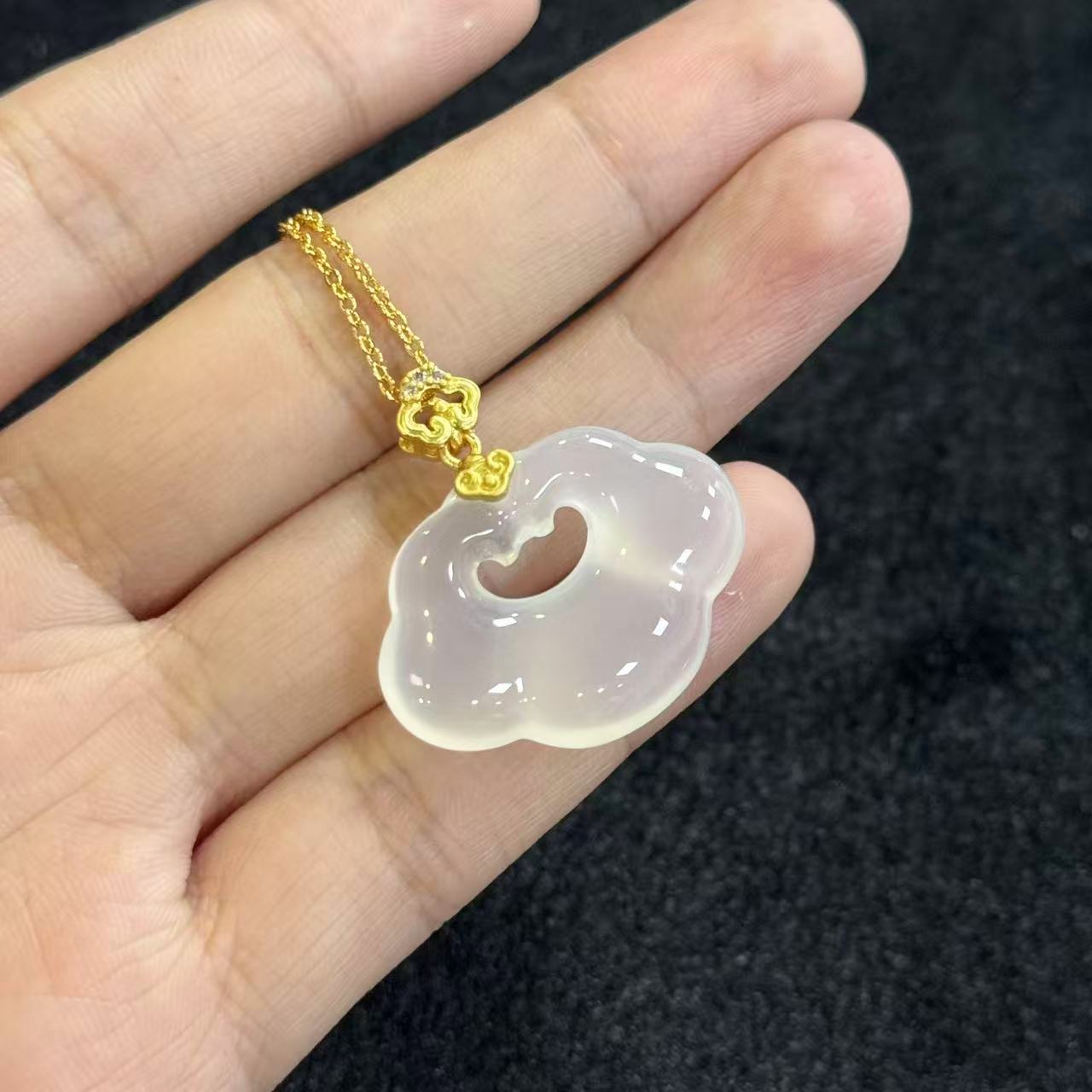 玛瑙玉髓吊坠-约60*30*7mm-多样性发货-，X升Y9396