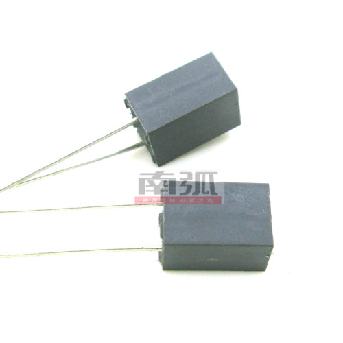 方块电容105/63V100V/校正电容1uF63V薄膜电容/电焊机电容元器件