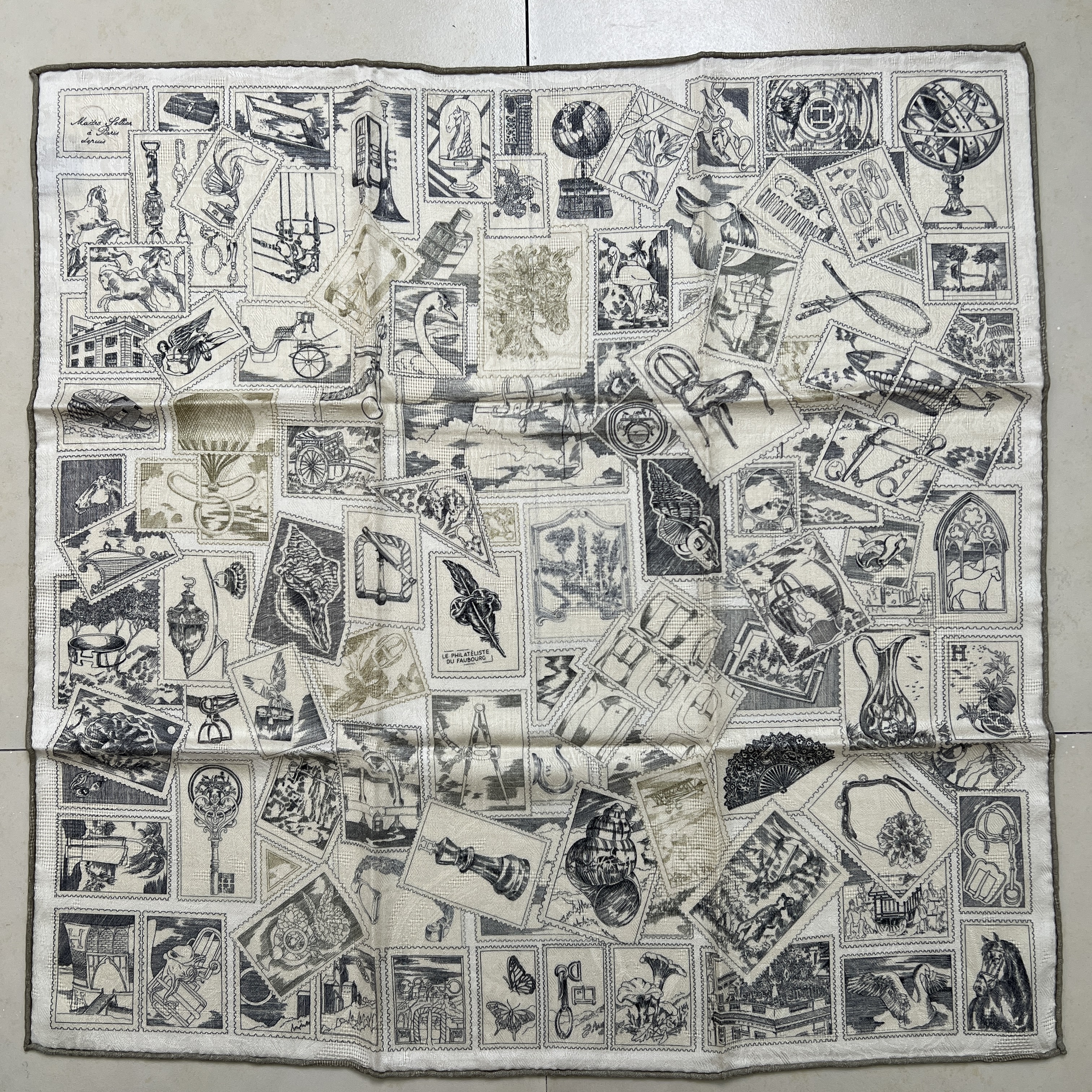 淡绿福宝集邮者65cm丝绒提花方巾秋冬时尚通勤围巾保暖百搭小丝巾