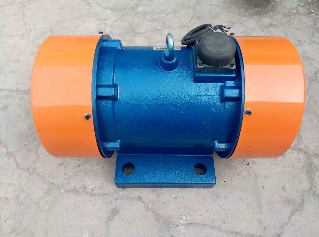 75kw震动电机380v震动器铜芯线包料仓振动器