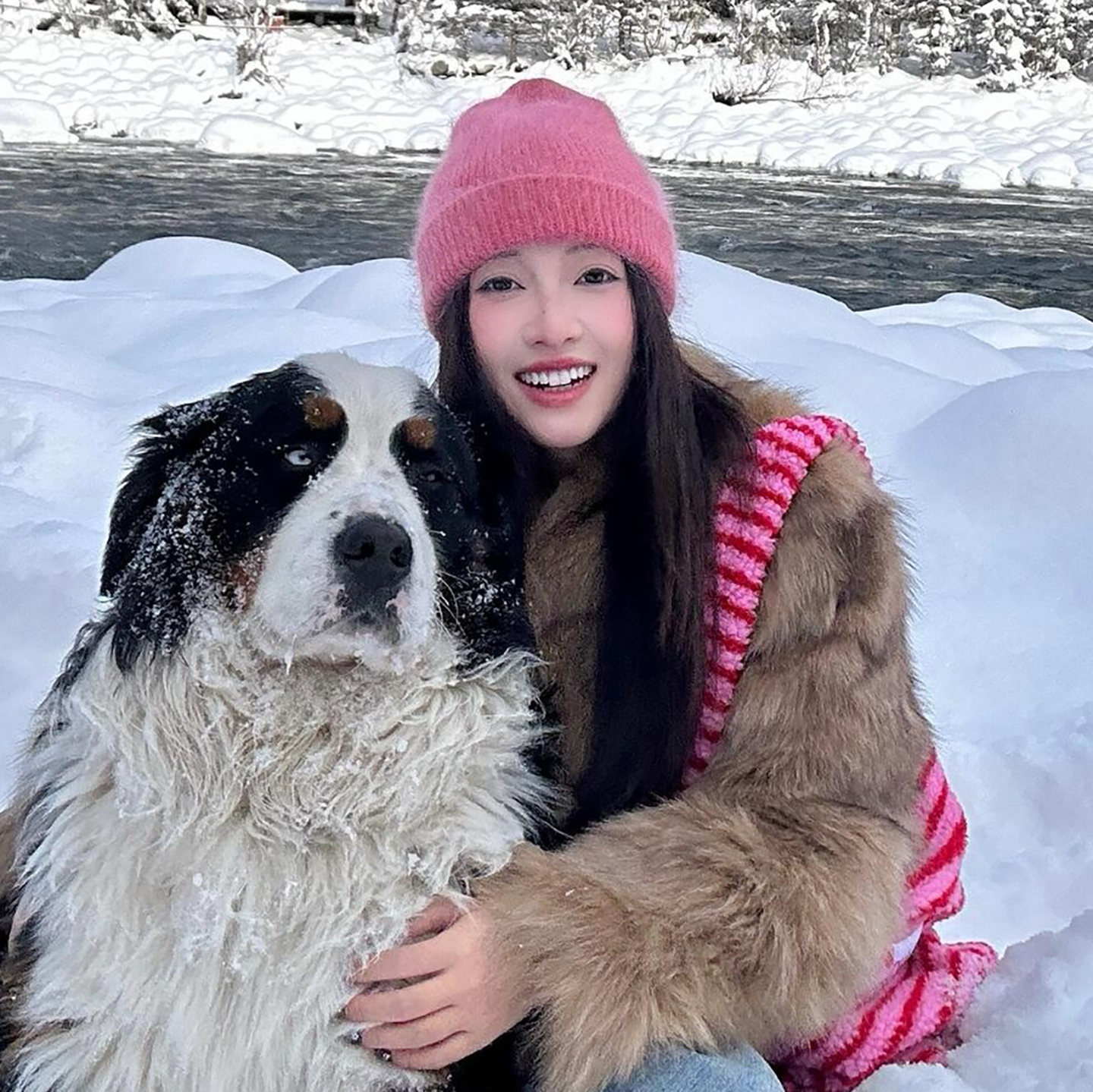 显白树莓粉色针织帽女秋冬季毛茸茸防风保暖护耳帽子显脸小冷帽