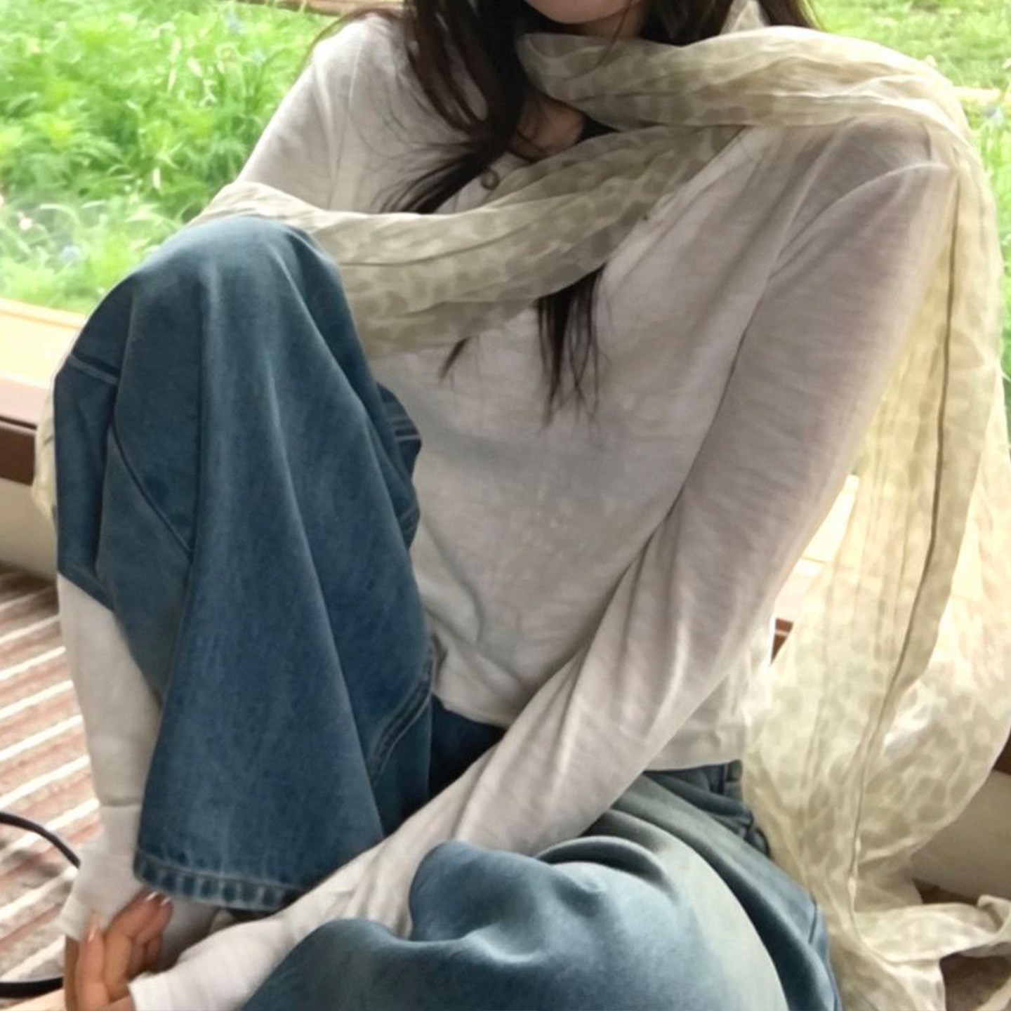 韩版米色豹纹印花丝巾图片