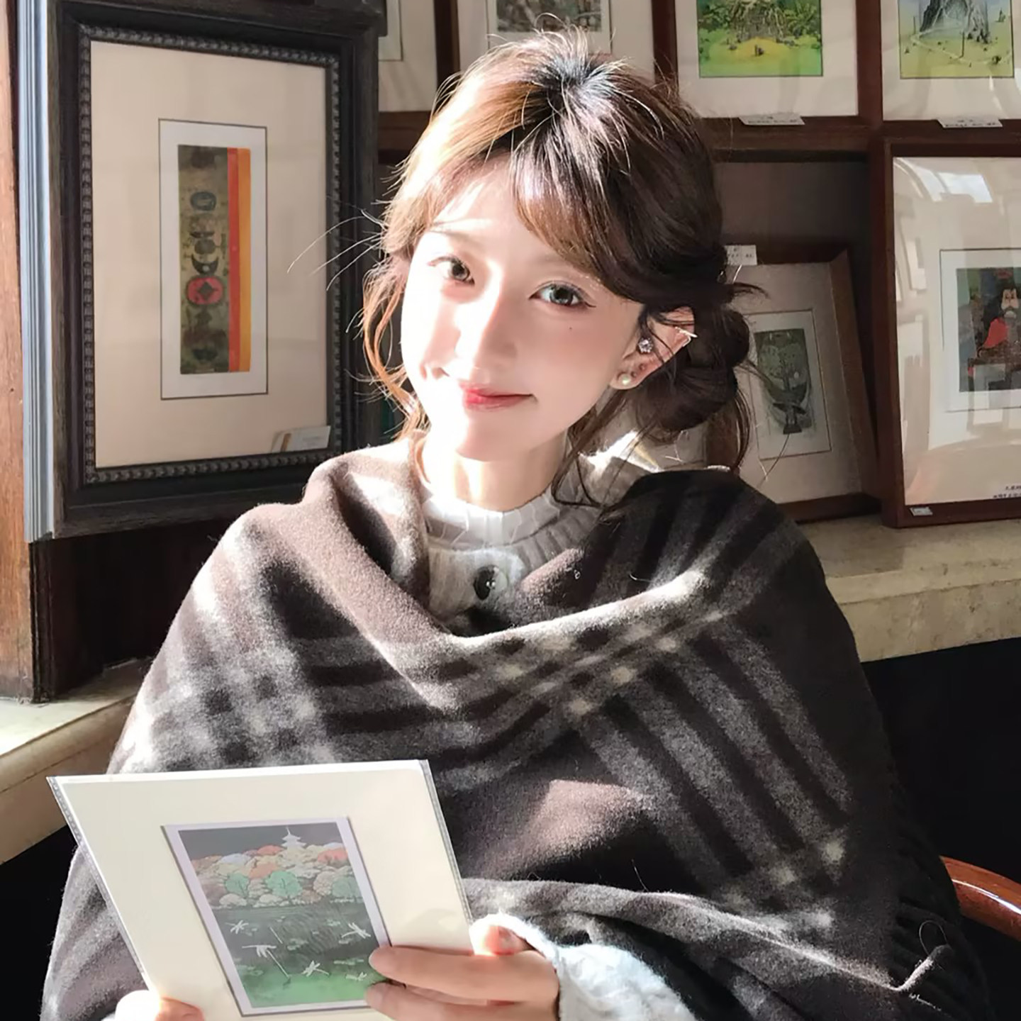 复古英伦风格纹流苏大披肩女秋冬高级感保暖外搭斗篷围巾两用披风