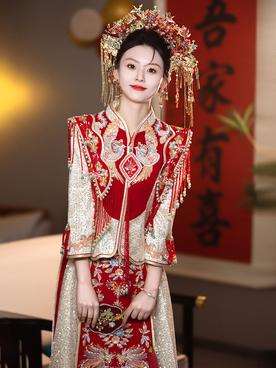高级秀禾服新娘2024新款中式嫁衣奢华出阁敬酒服结婚香槟色龙凤褂