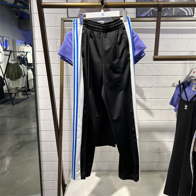 阿迪达斯三叶草秋季梭织女子运动休闲复古时尚排扣直筒长裤IN6297,运动服/休闲服装,运动长裤,淘宝优惠券,粉丝福利购,淘宝优惠卷