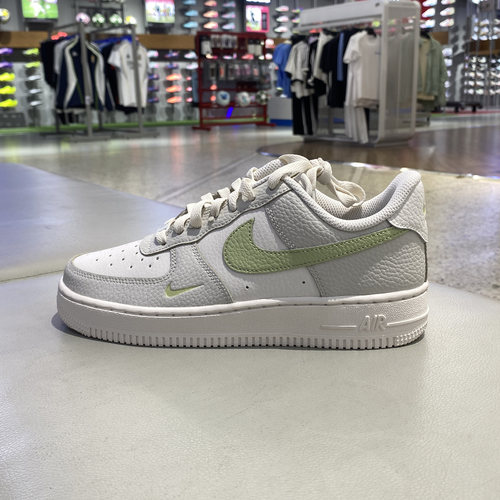 耐克女鞋AirForce1空军一号