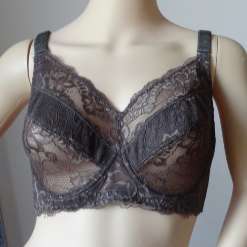 超薄大码胸罩镂空蕾丝透气文胸