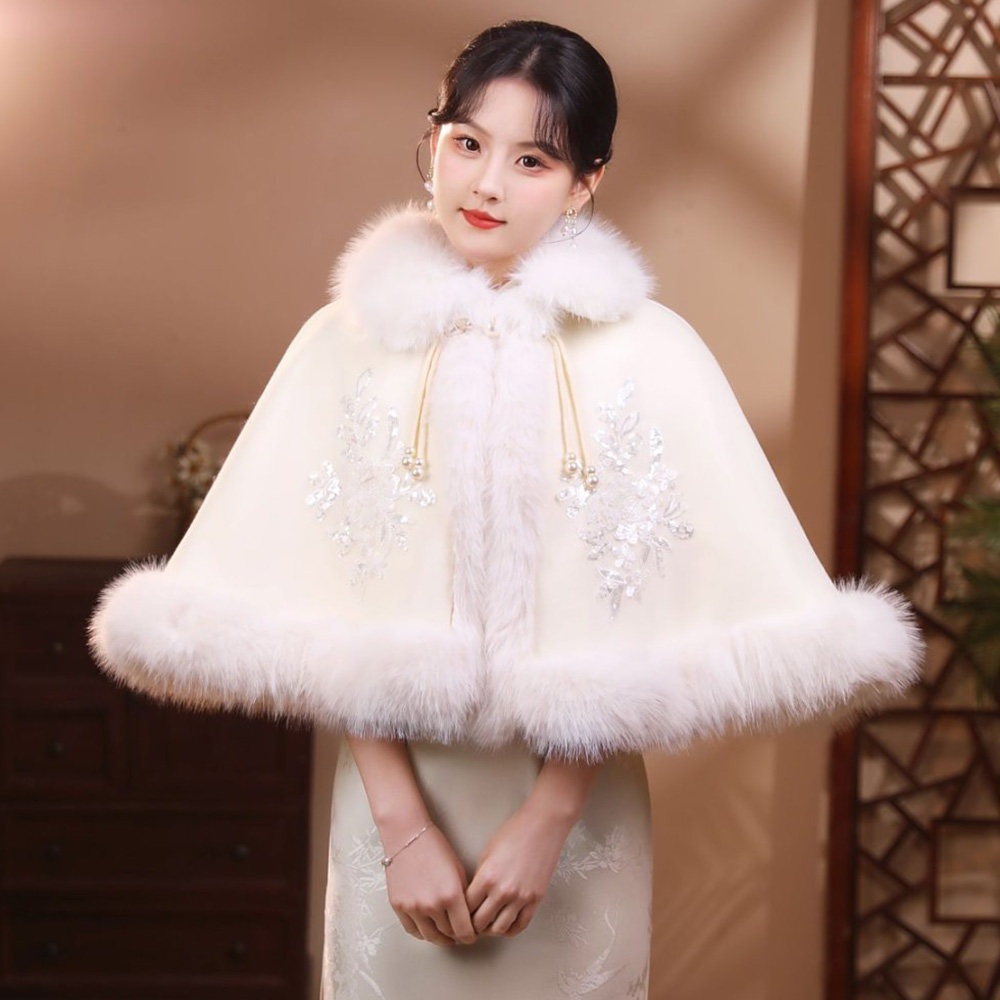 新娘结婚白色毛披肩秋冬婚纱伴娘加厚保暖皮草斗篷外套女旗袍外搭