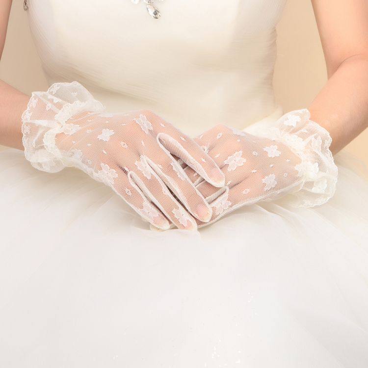 新娘手套蕾丝红色白色结婚纱礼服旗袍短款手套影楼旅拍婚礼仪手套图片
