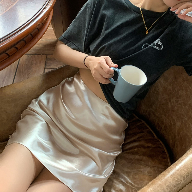 BABYSISTER 夏高腰透气显瘦鱼尾珠光三醋酸缎面包臀半身裙a字短裙