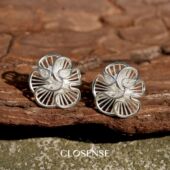 CLOSENSE 银粟 系列原创镂空褶皱立体花朵轻盈耳饰缎带新年礼物