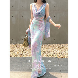 显瘦度假风长裙 荡领碎花连衣裙女夏修身 山野逸梦 2026春夏新款