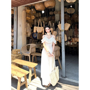 山野逸梦 度假风白色蕾丝连衣裙女一字肩荷叶边收腰长裙仙女气质