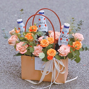 diy啤酒花束手提盒送朋友送闺蜜鲜花花艺插花盒鲜花手提袋长方形