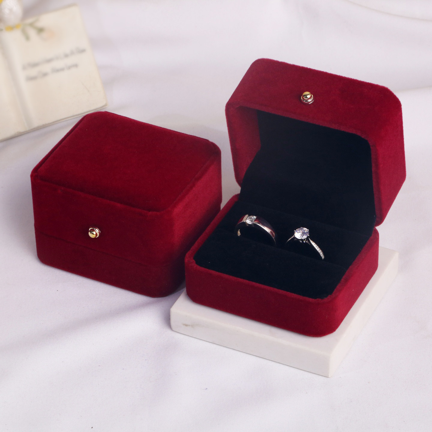 高档丝绒布首饰盒结婚对戒盒