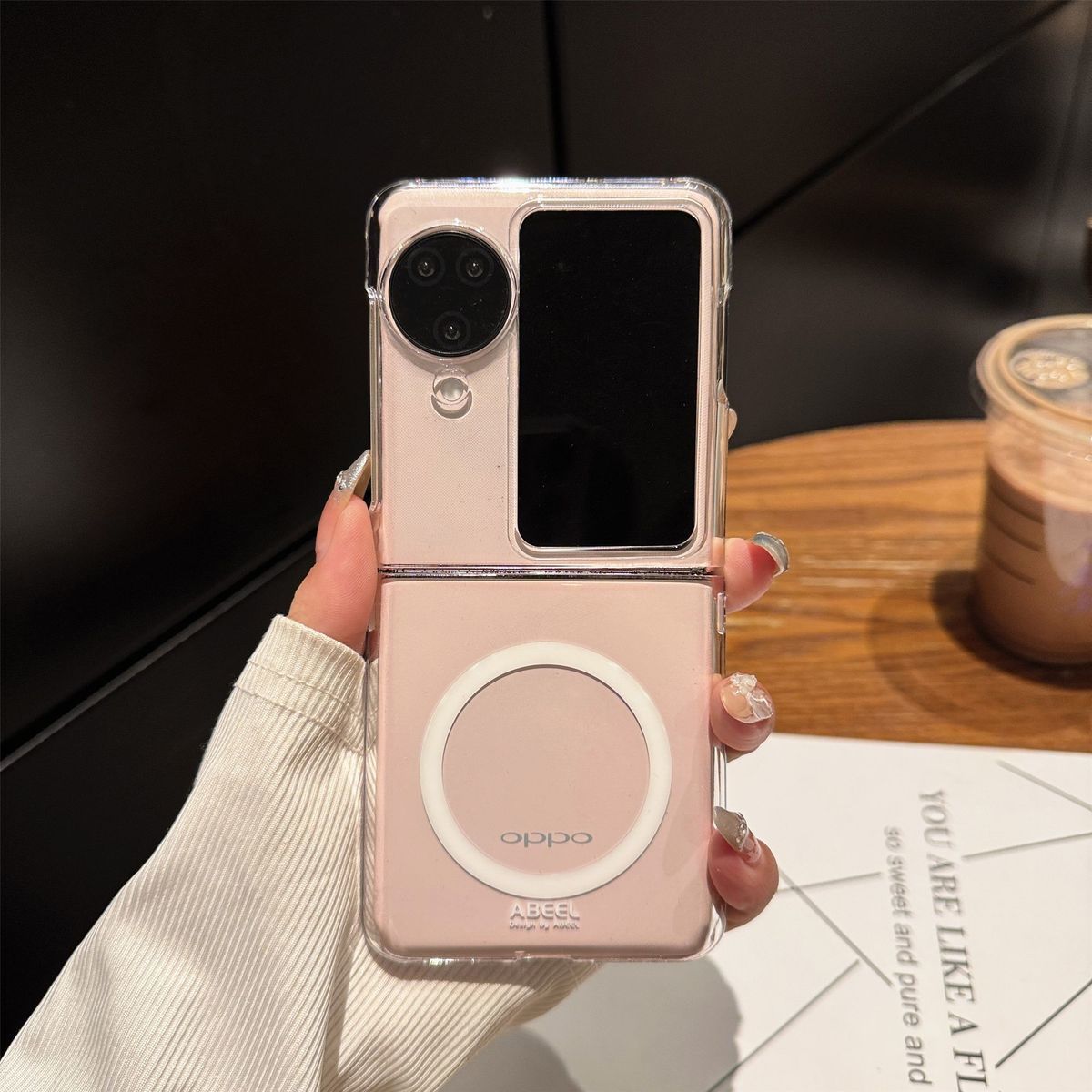 不发黄透明磁吸手机壳