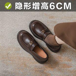 内增高6CM复古褶皱英伦风山茶花扣带粗跟厚底小皮鞋乐福鞋单鞋女