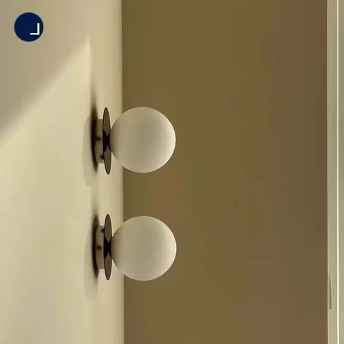 中古壁灯创意镜面银色客厅背景墙简约现代餐厅走廊卧室床头镜前灯