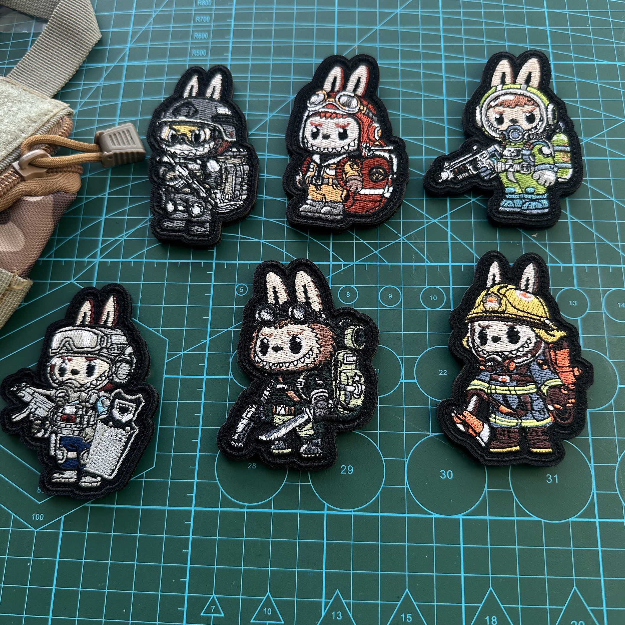 LABIUBIU战术小队精工刺绣魔术贴潮流战术士气章背包贴冲锋衣贴