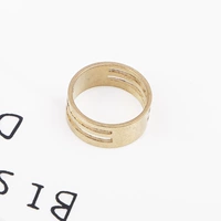 Закрытое кольцо-кольцо лимонно-желтого цвета