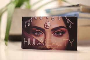 现美国Huda dusk Beauty新沙漠黄昏眼影盘18色玫瑰偏光珠光desert