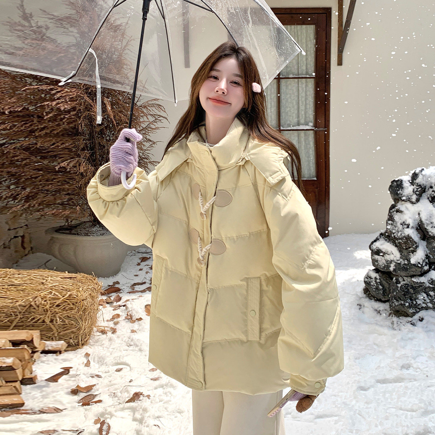 黄色学院风牛角扣连帽羽绒服女2025冬小个子减龄保暖90白鸭绒外套