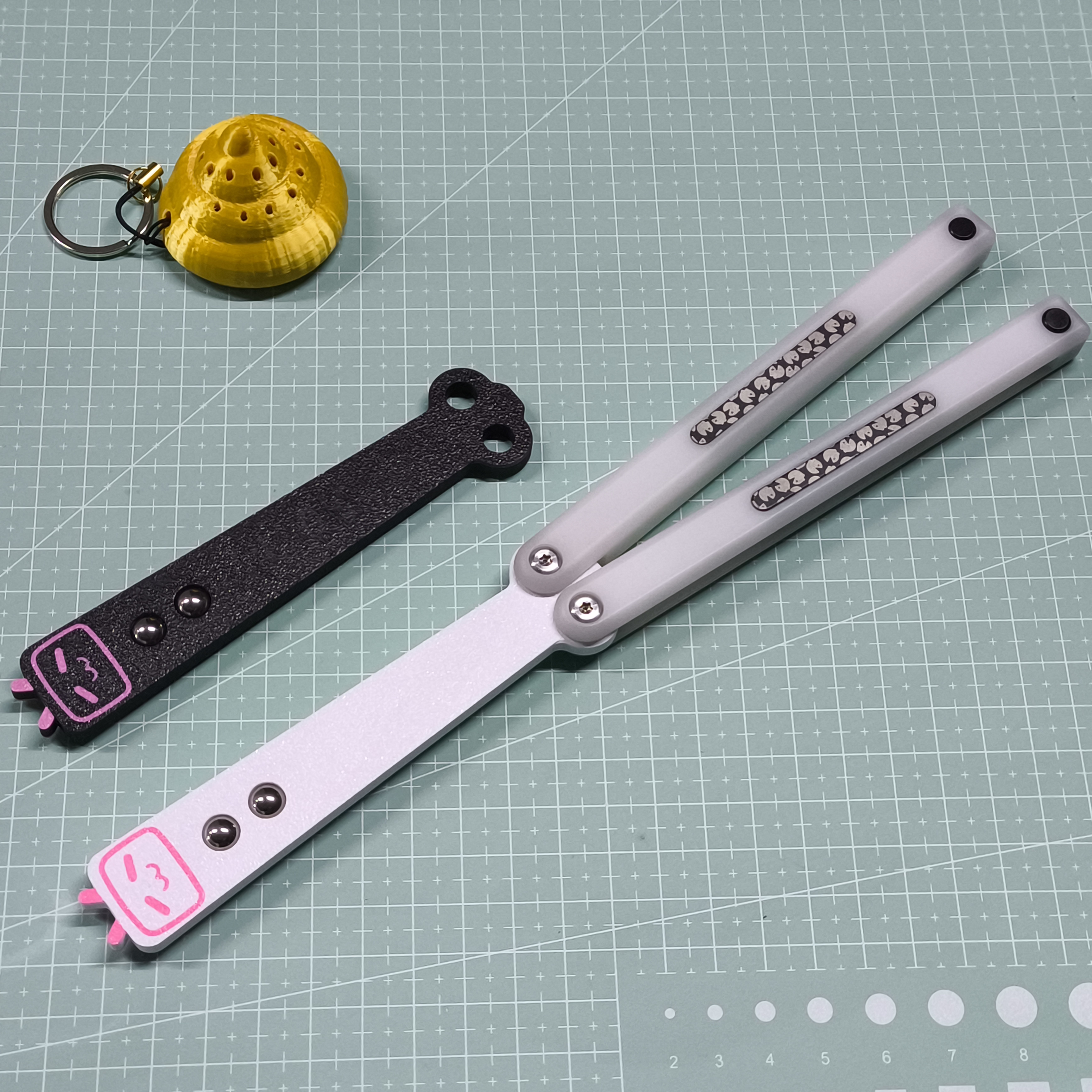 阿巴怪蝴蝶刀 小电视定制刃 3d打印 未开刃 可爱风,玩具/童车/益智/积木/模型,EDC玩具,淘宝优惠券,粉丝福利购,淘宝优惠卷