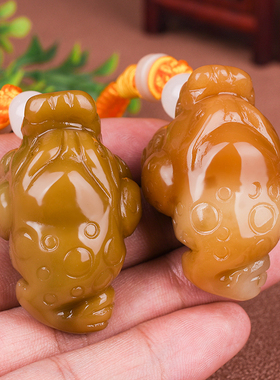 和田玉糖料金蟾献宝手把件