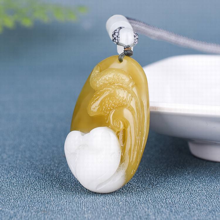 天然和田玉糖料原石雕刻鸳鸯玉吊坠俏色玉鸳鸯挂件项链坠