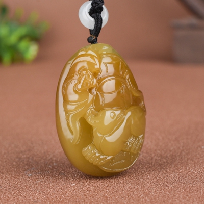 天然生肖鼠挂件招财新疆和田玉