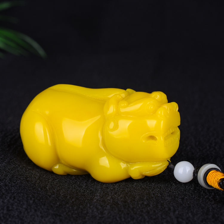 新疆和田玉玉貔貅摆件和田黄玉貔貅把玩件籽料原石貔貅把玩件玉器