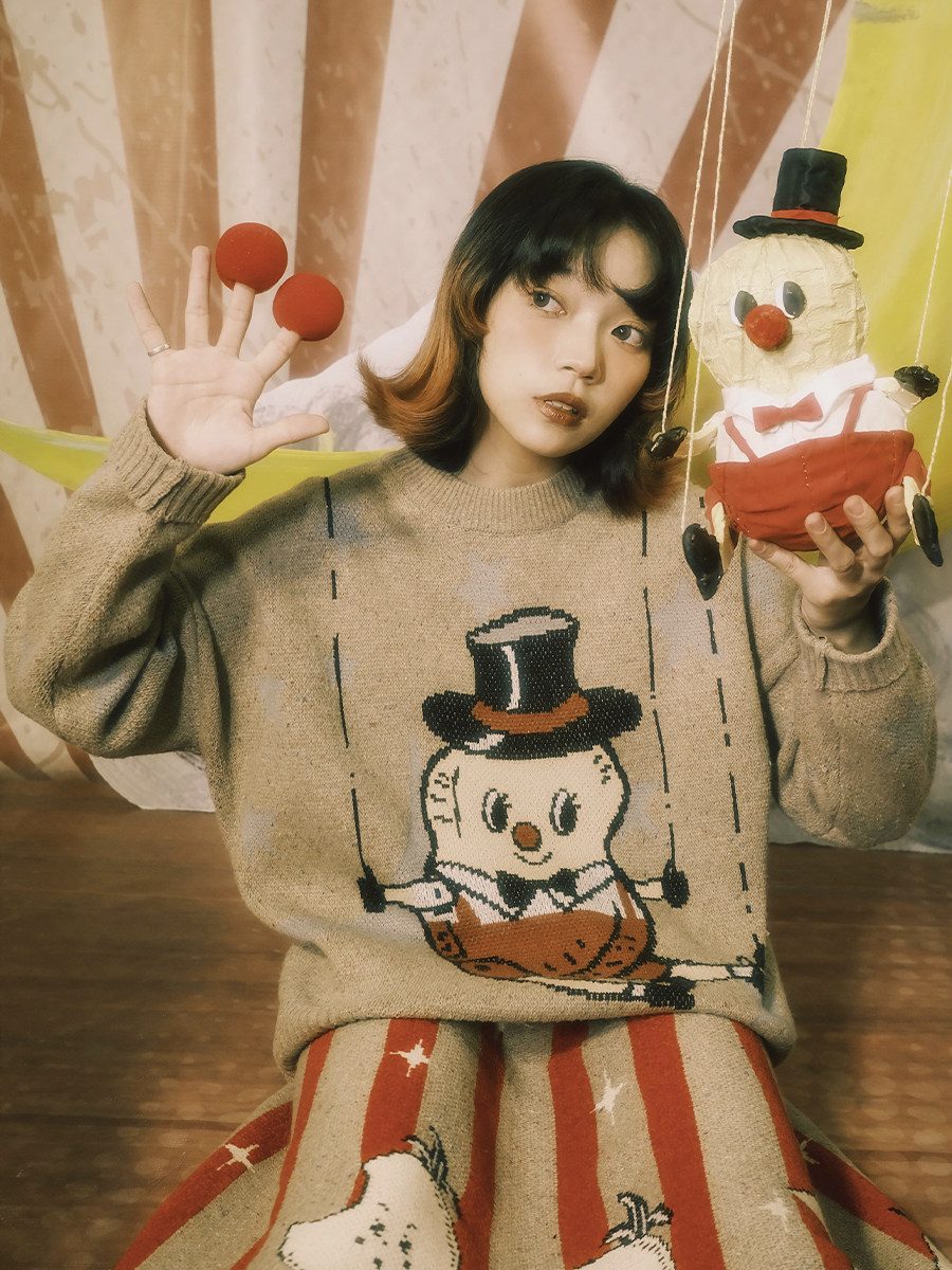 Retro Knitted Couple Sweater: Warm Vintage Graphic Knit - Taobao product photo 2