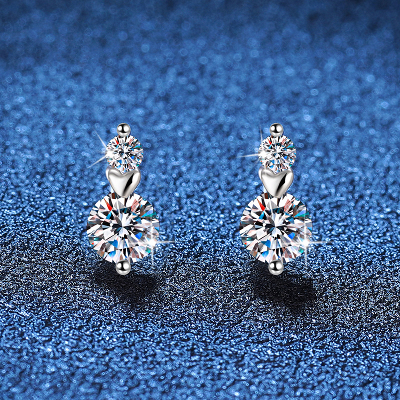 S925银镀18K金PT950铂金镶嵌1克拉D色莫桑石耳钉简约莫桑钻女耳钉