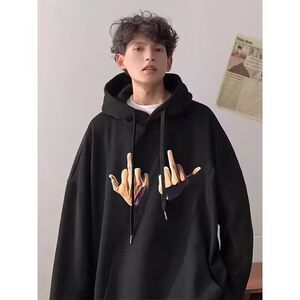 1506/QHL4300/P39新款潮男女美式黑色连帽潮牌手指鄙视上衣外套1图片
