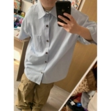 浅蓝色